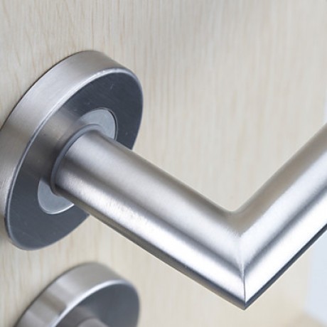 L304S-SS Elegant Stainless Steel Door Handle for Use with Both Left and Right Handed Doors for Home Style  